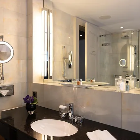 Bellevue Palace 5* Bern